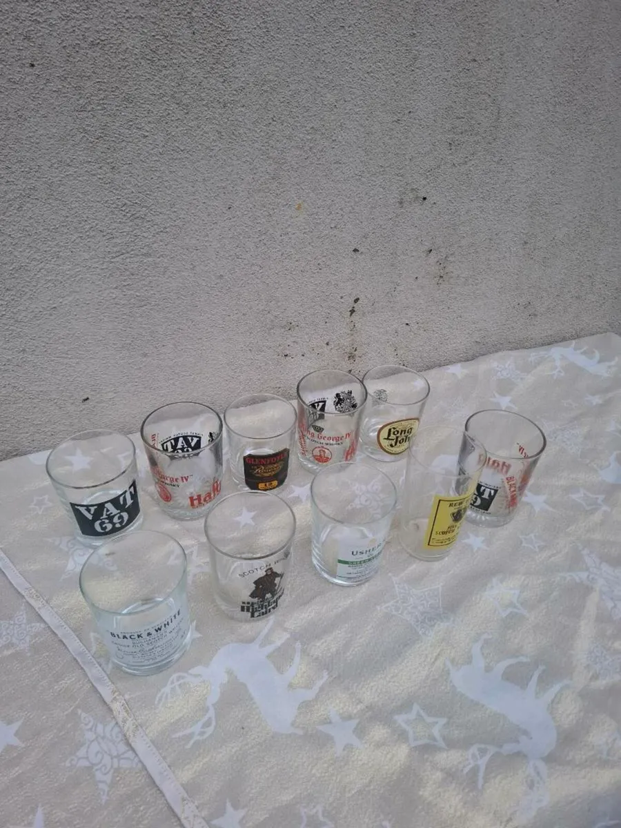 10 whiskey glasses postage possible - Image 2