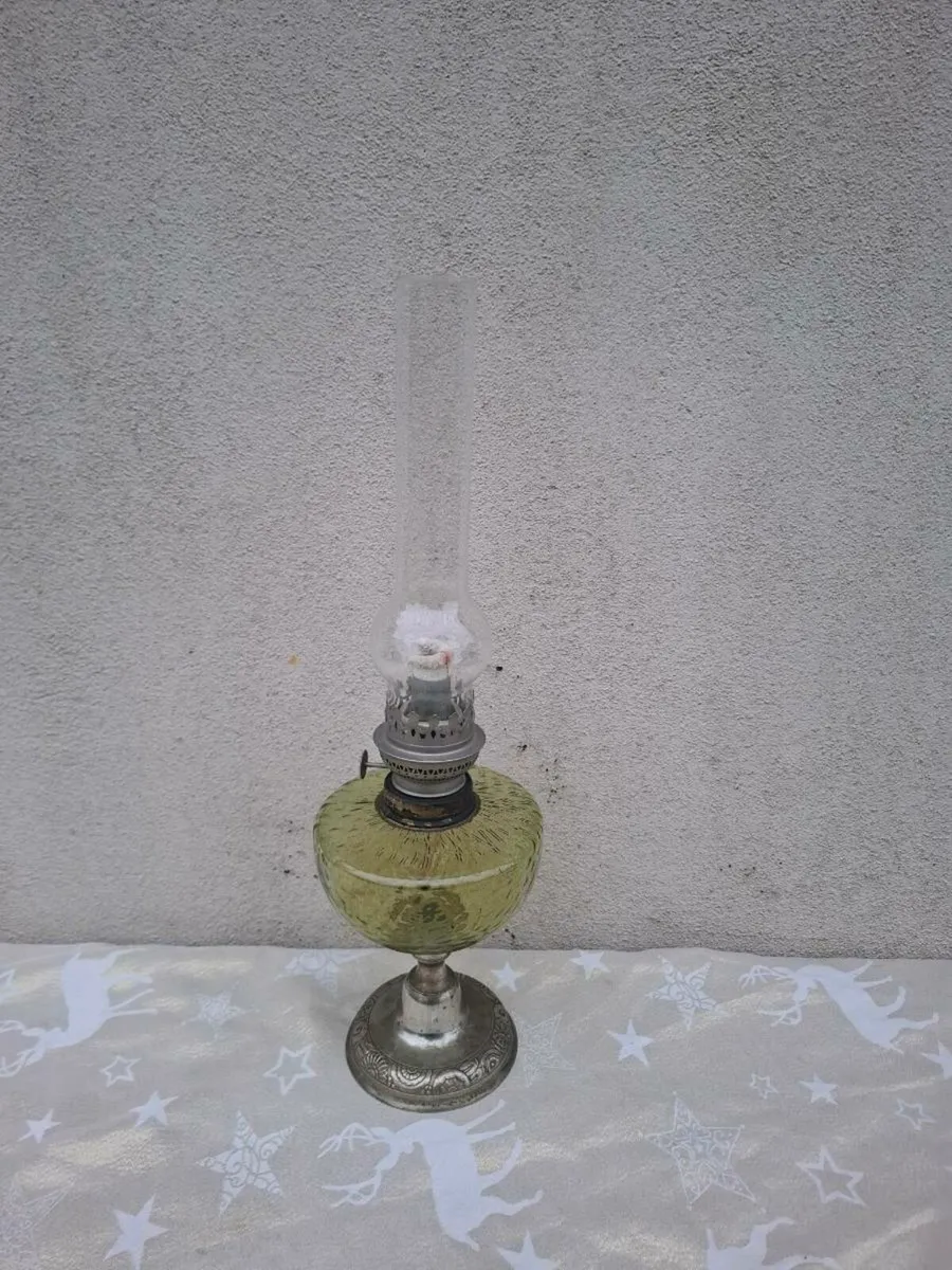 Glass parafin oil lamp postage possible - Image 2