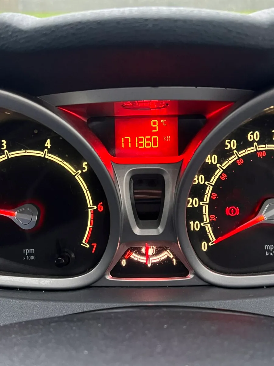 Ford Fiesta - Image 2