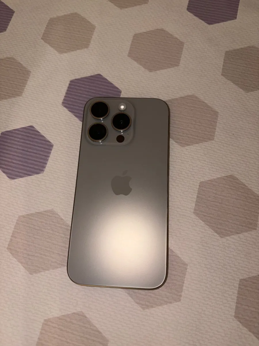iPhone 15pro 128gb - Image 3