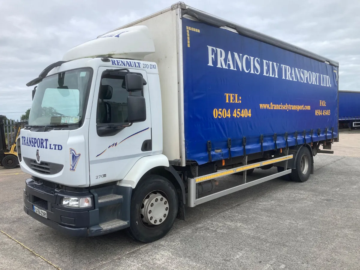 2013 Renault 18 ton Curtainsider manual gear box - Image 1