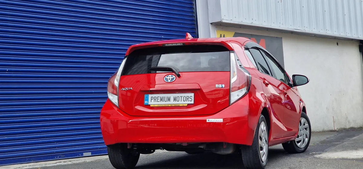 Toyota Aqua 2015 - Image 3