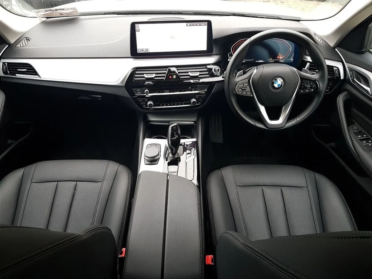 BMW 5 Series 520d SE - Image 4
