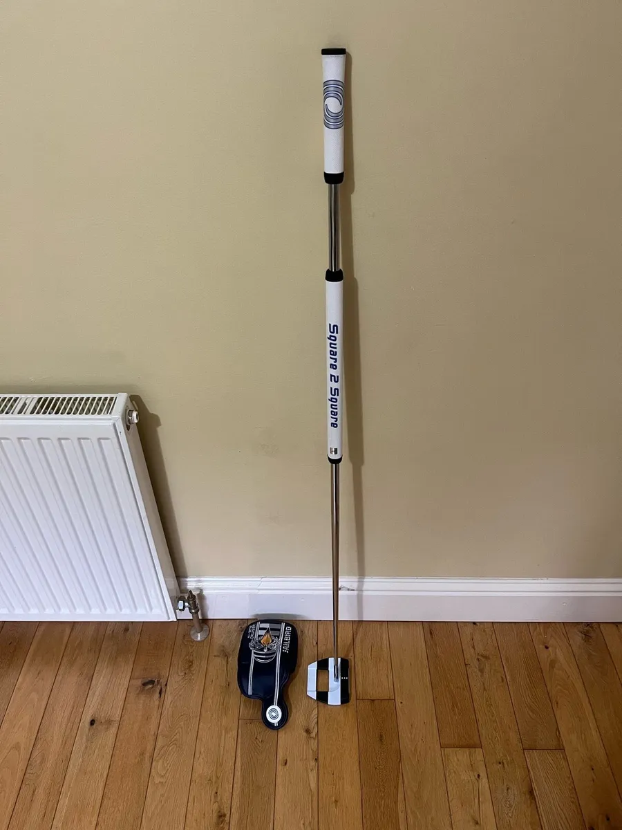 Jailbird 48” broomstick square 2 square putter - Image 1