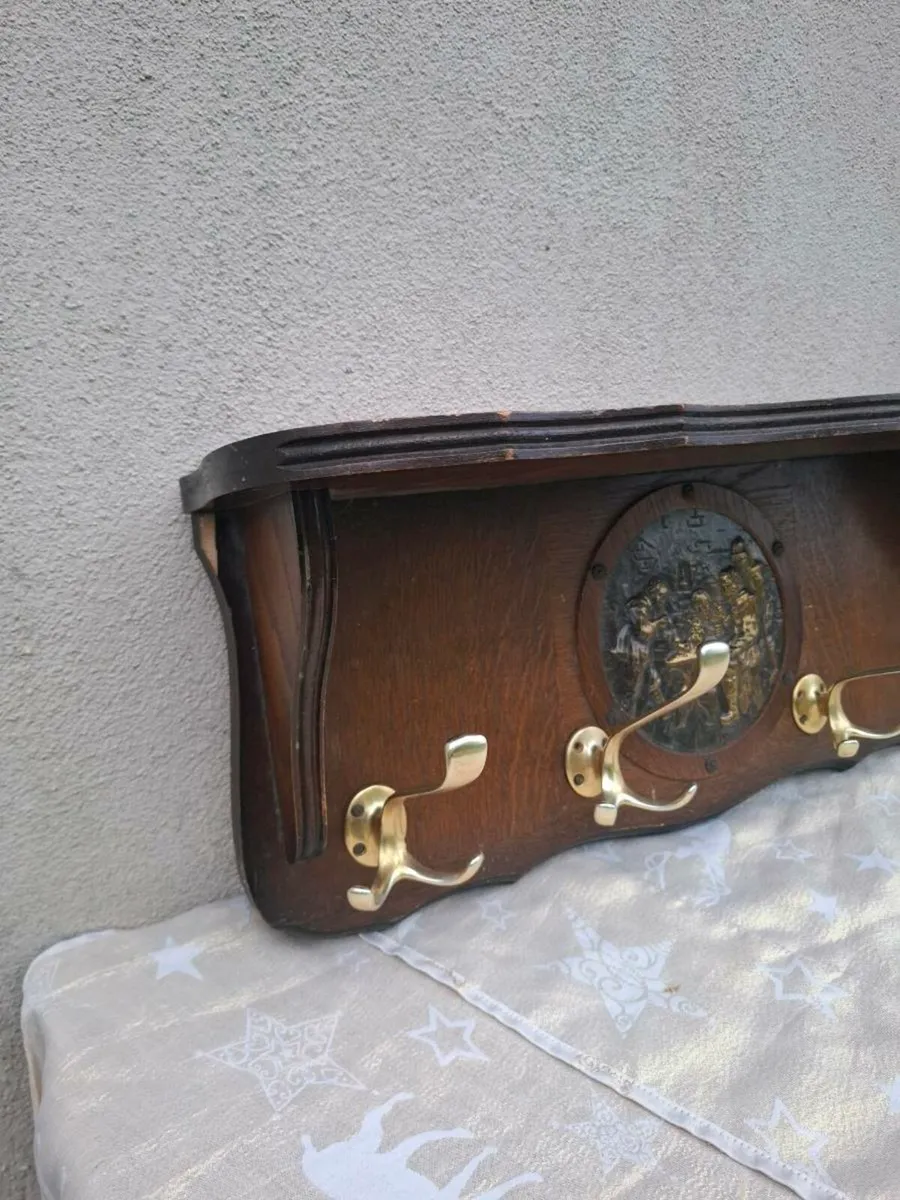Vintage coat holder - Image 3