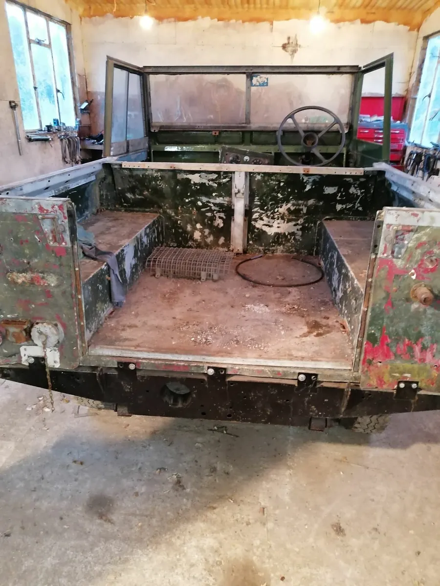 Land Rover - Image 4