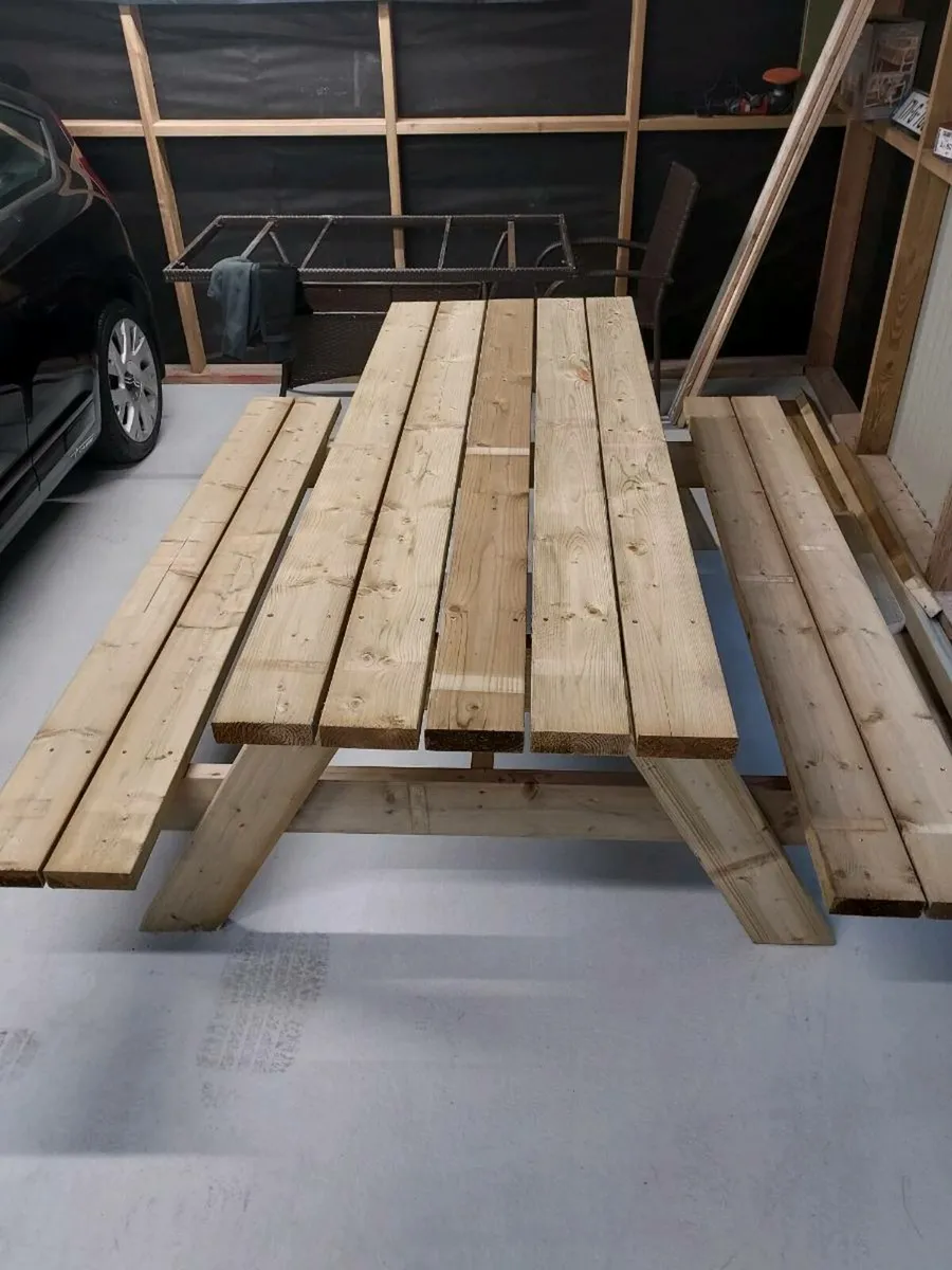 New timber bench 7ft x 6ft - Image 1