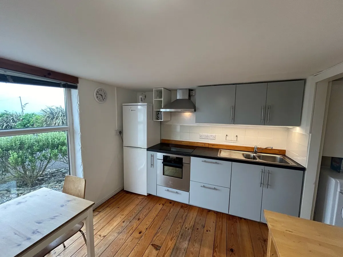 Studio Apartment Maharees, Dingle Peninsula Kerry - Image 3