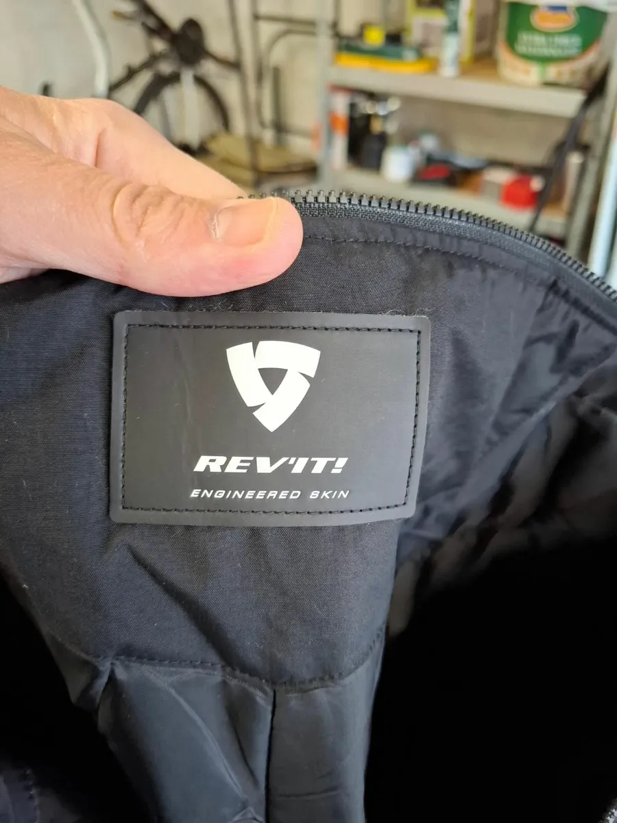 Motorbike boots and thermal liner - Image 2