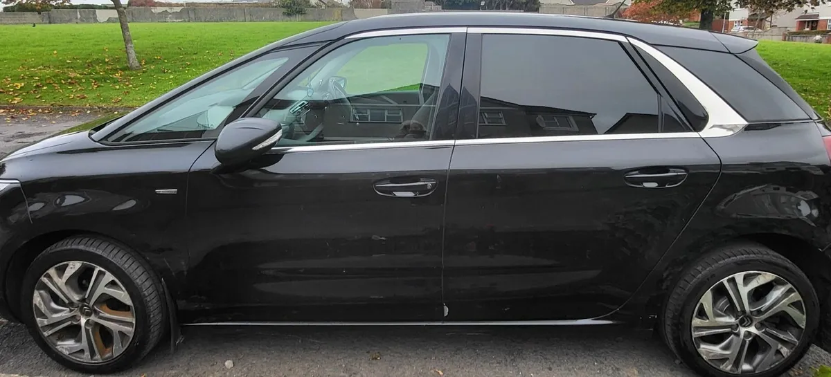 Citroen C4 Picasso Blue HDI120 BHP 2016 - Image 1