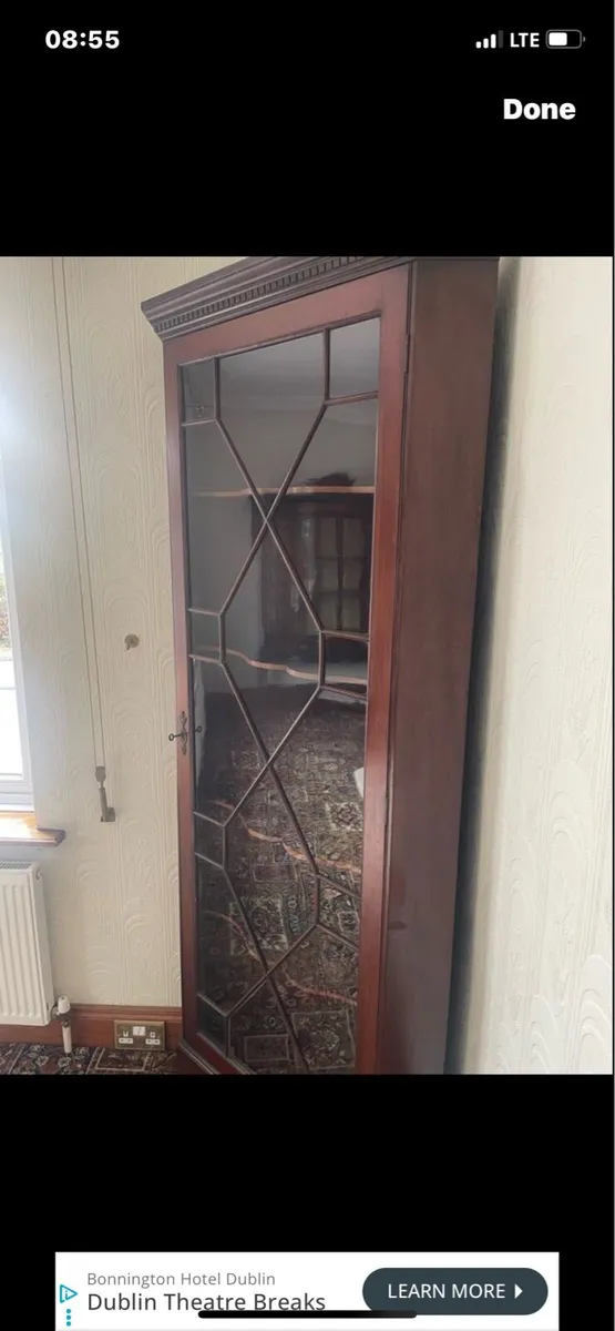 Antique corner cabinet - Image 1