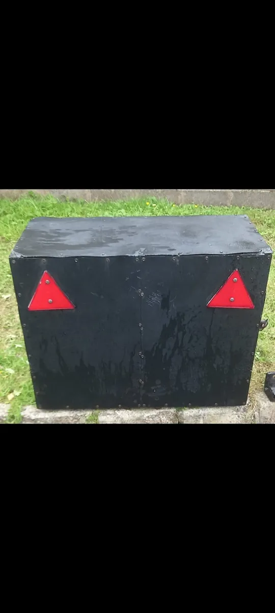 Dog transport box - Image 2