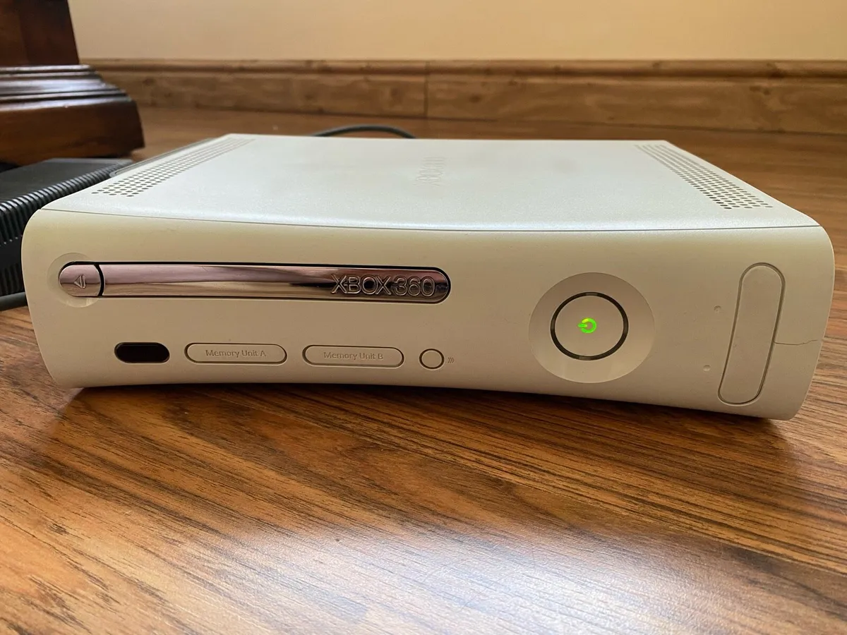 Xbox 360 60gb+gta V - Image 4