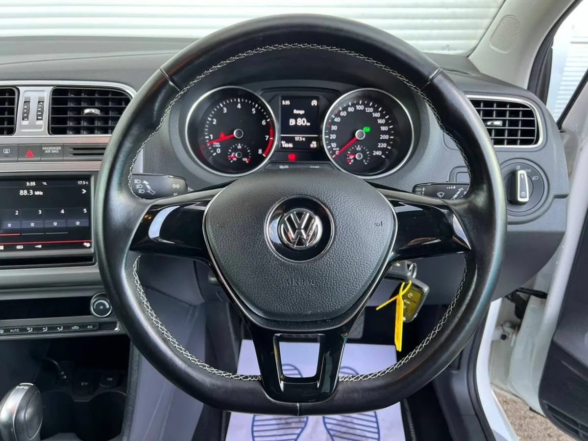 Volkswagen Polo LOUNGE 1.2 TSI AUTO // IMMACULATE - Image 4
