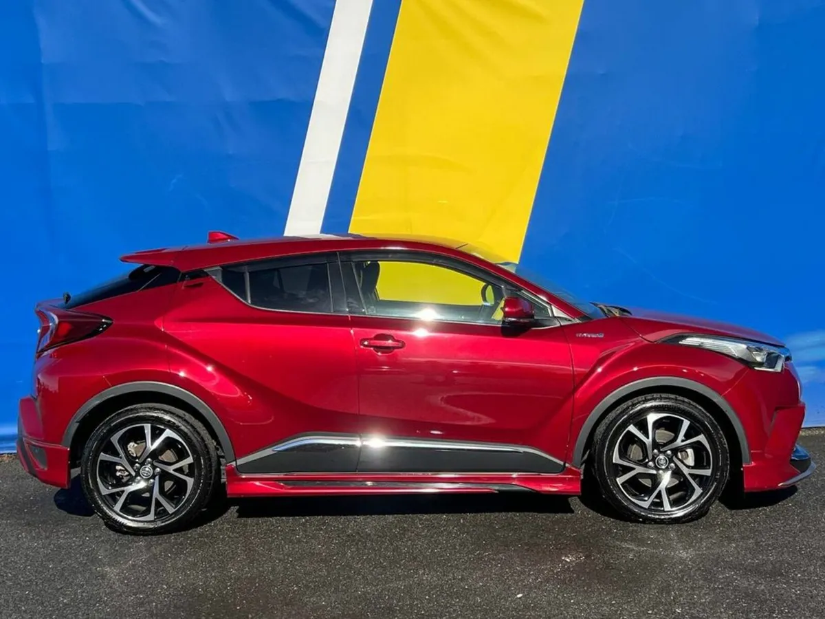 Toyota C-HR G-LED EDITION 1.8 HYBRID AUTO // HEATE - Image 2