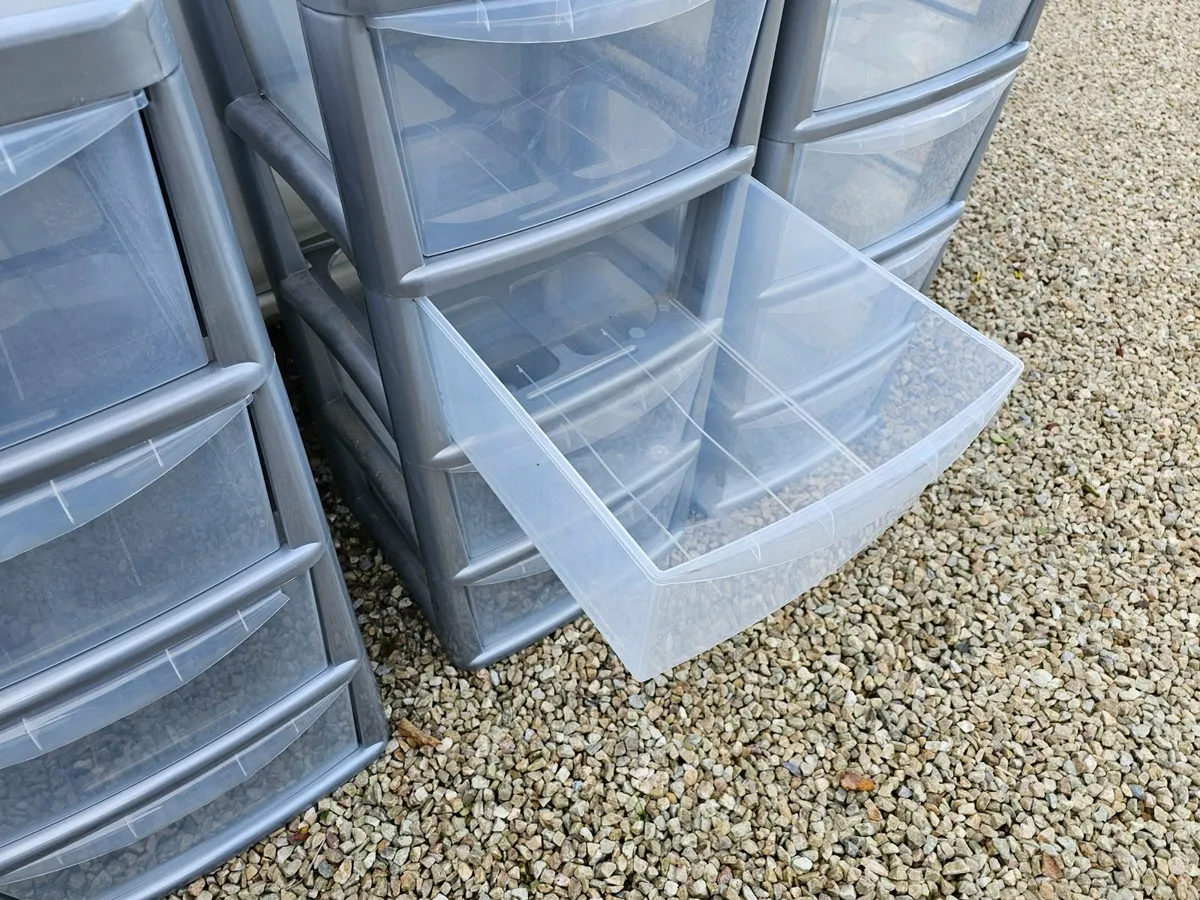 16 plastic drawers adjustable storage boxes - Image 3