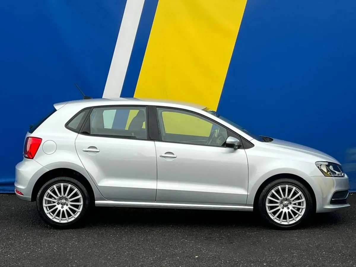 Volkswagen Polo COMFORTLINE 1.2 TSI AUTO // LOW MI - Image 2