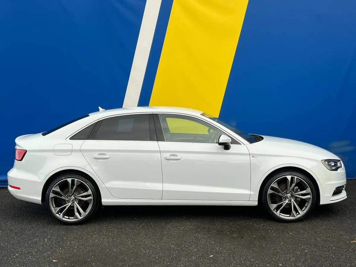 Audi A3 S-LINE PACK 1.4 TFSI AUTO // NEW 19" S-LIN - Image 2