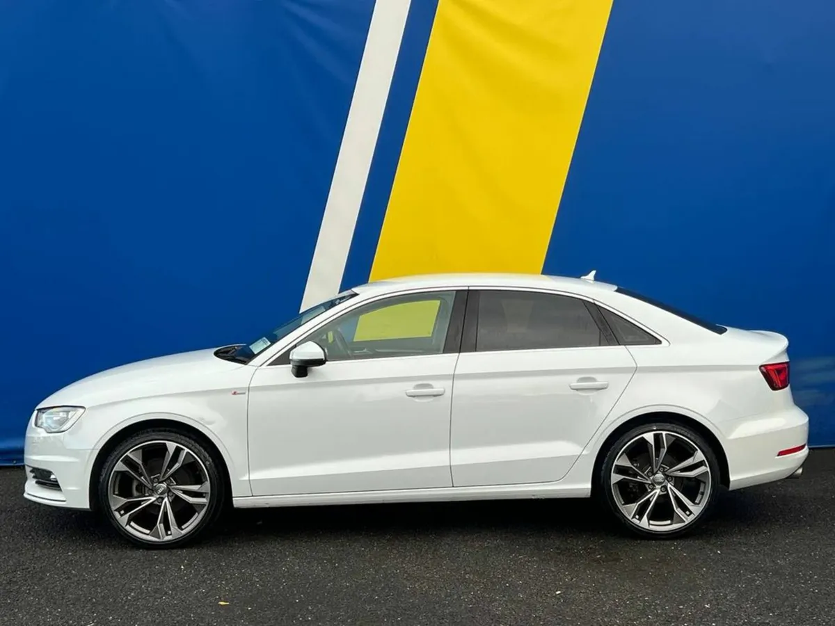 Audi A3 S-LINE PACK 1.4 TFSI AUTO // NEW 19" S-LIN - Image 3