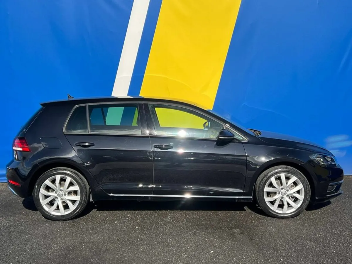 Volkswagen Golf HIGHLINE 2.0 TDI AUTO // VERY LOW - Image 2