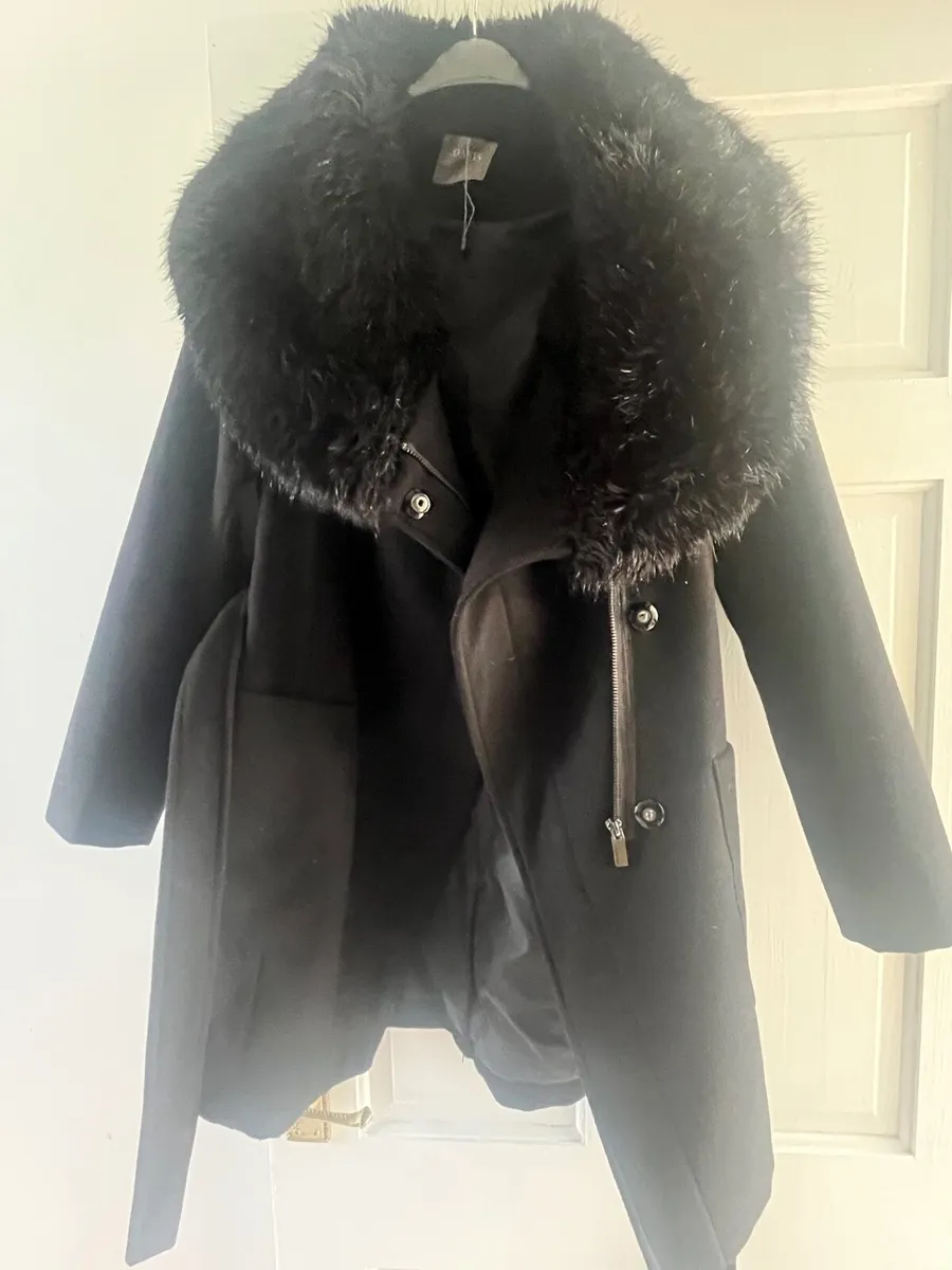 Oasis black coat - Image 2
