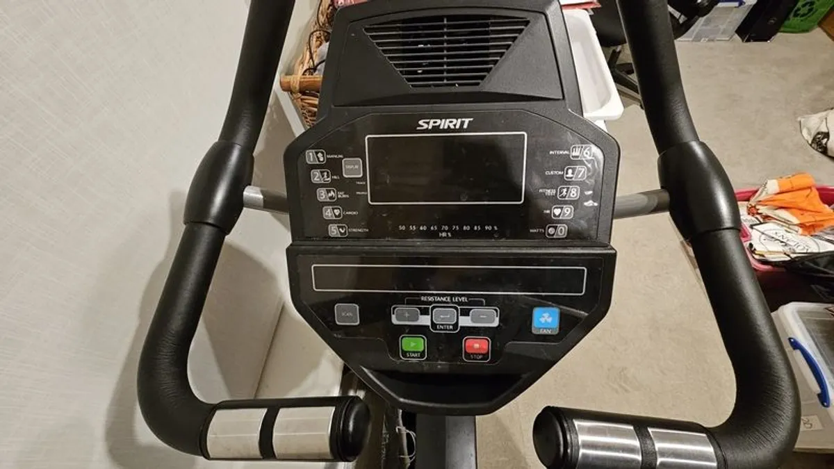 exercise bike - spirit - Image 3