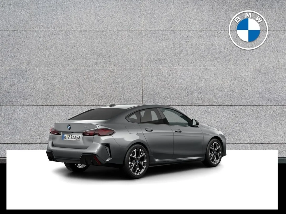 BMW 2 Series 220 M-sport - Image 2