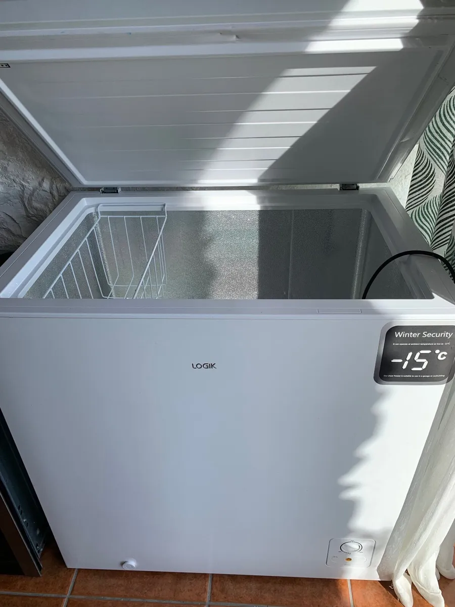 Chest Freezer - Image 1