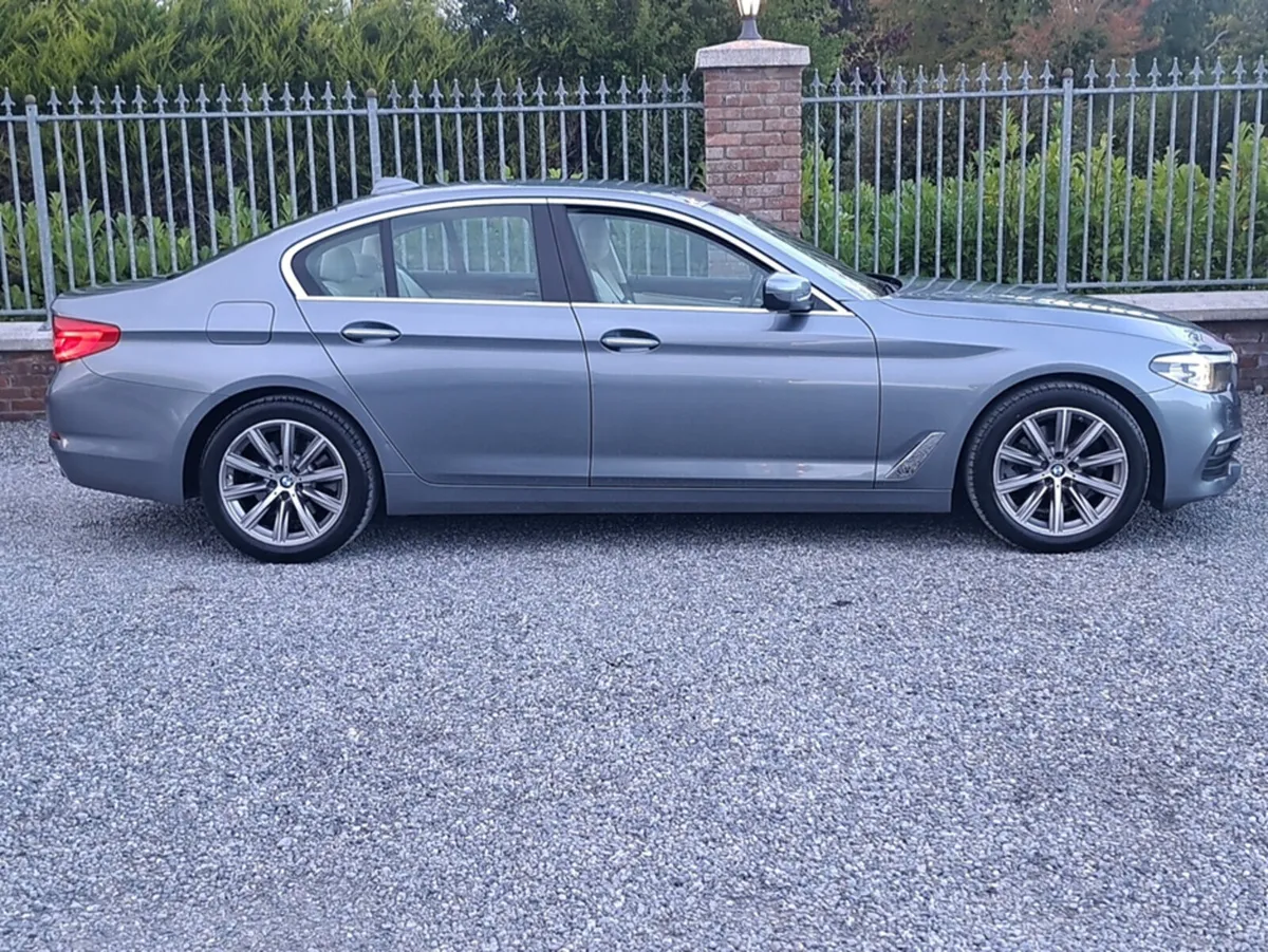 BMW 5-Series Saloon SE model Automatic 2.0 Diesel - Image 4