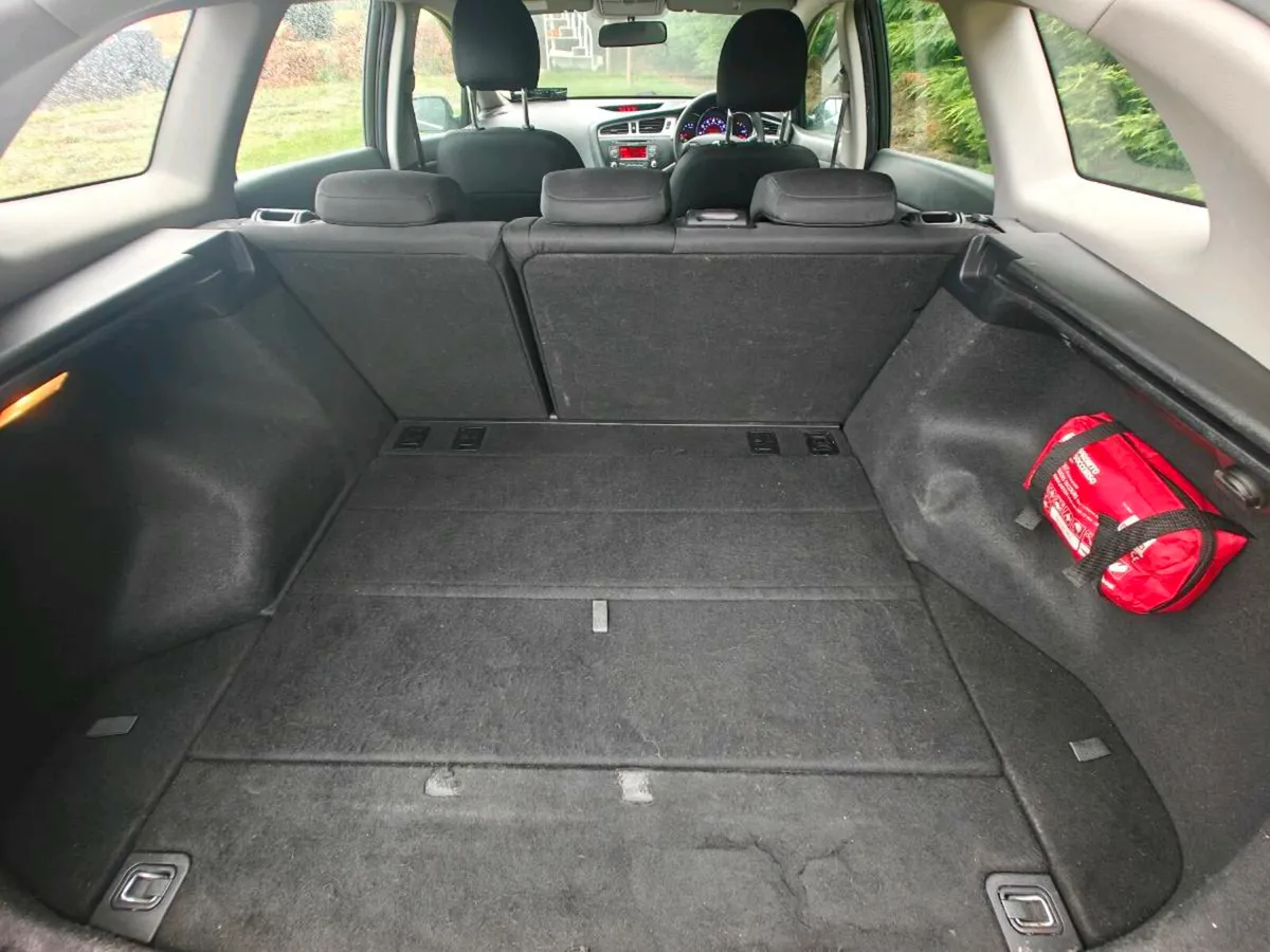 2015 Kia Ceed Estate 1.6CRDI - Image 4