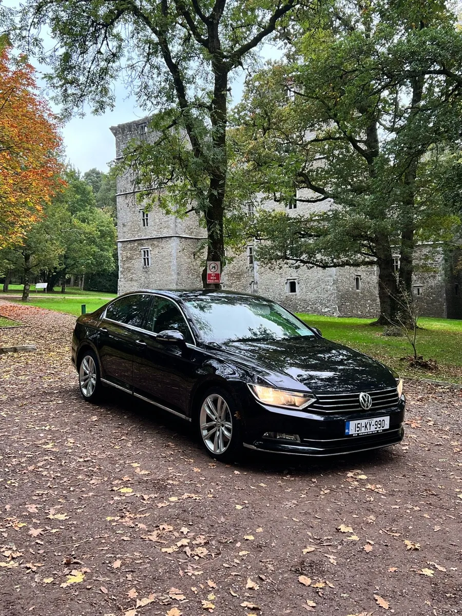 Volkswagen Passat - Image 1