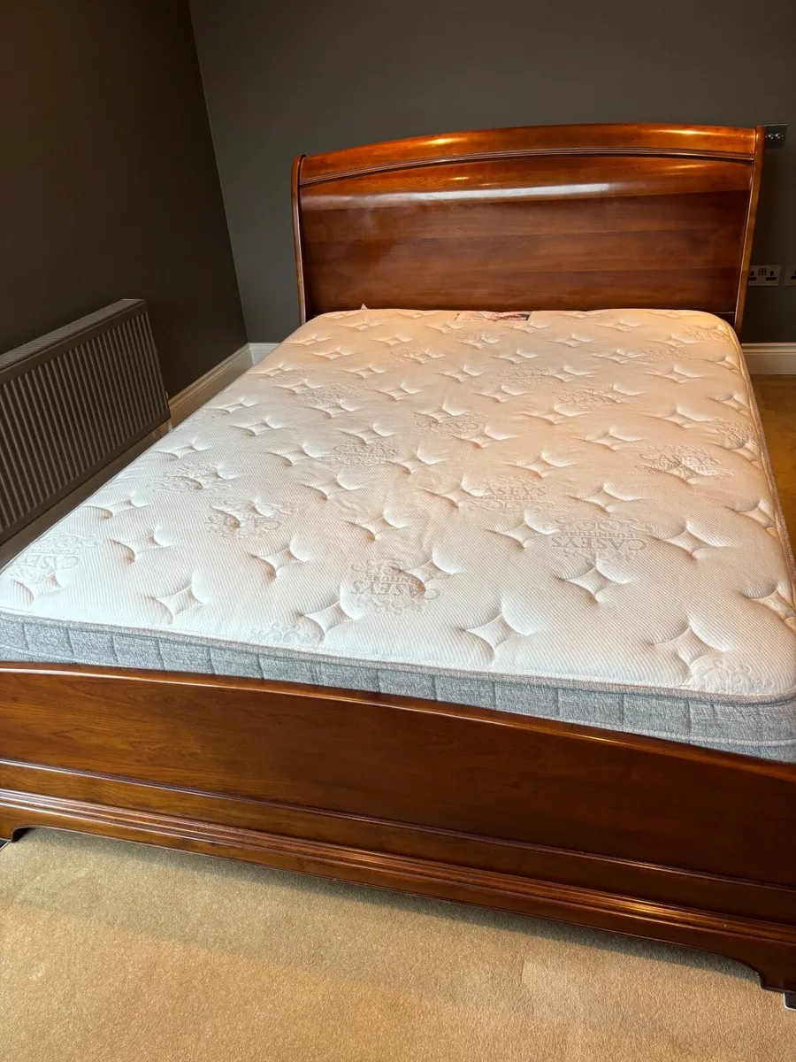 Cherry Wood King Size Bed - Image 3