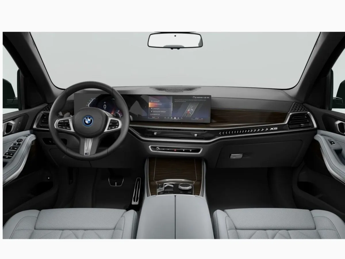 BMW X5 50e M-sport PRO - Image 4