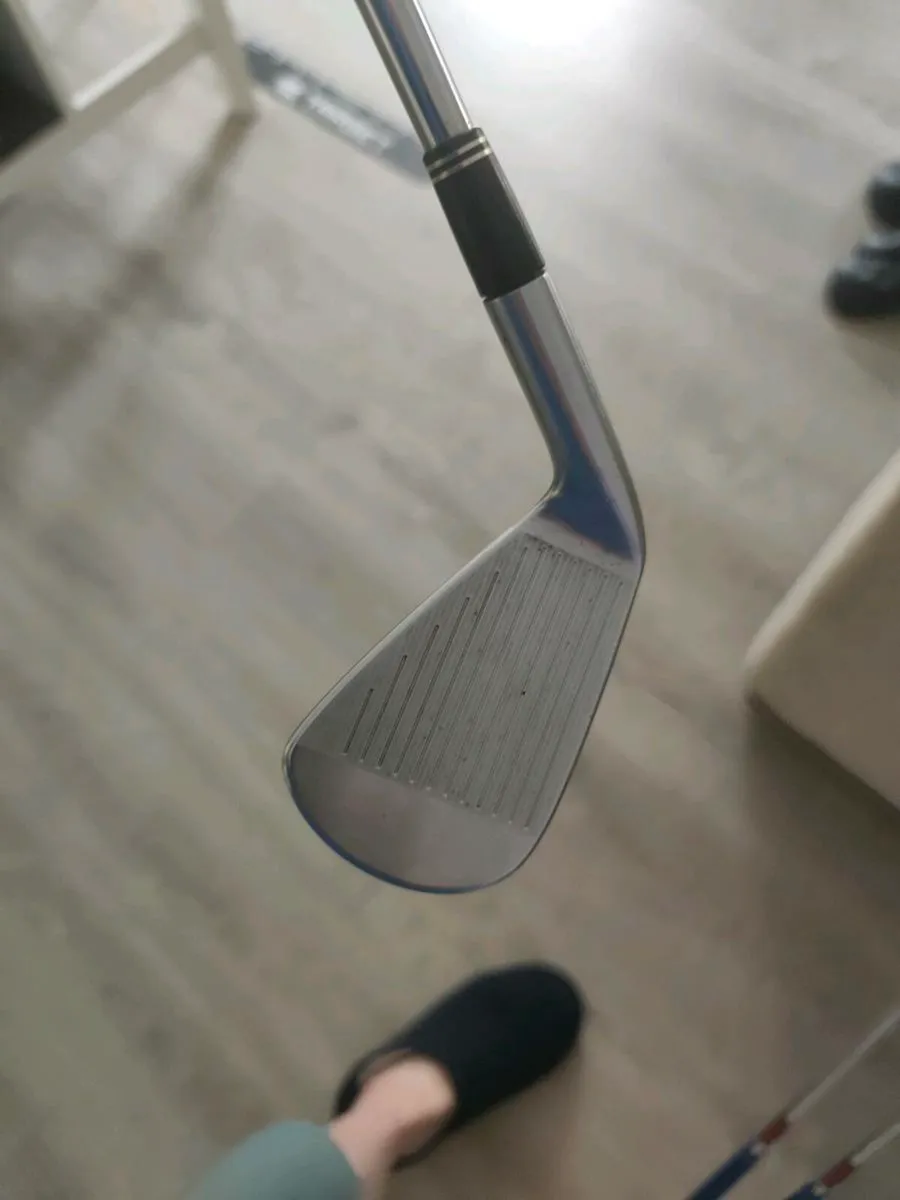 Srixons irons - Image 4