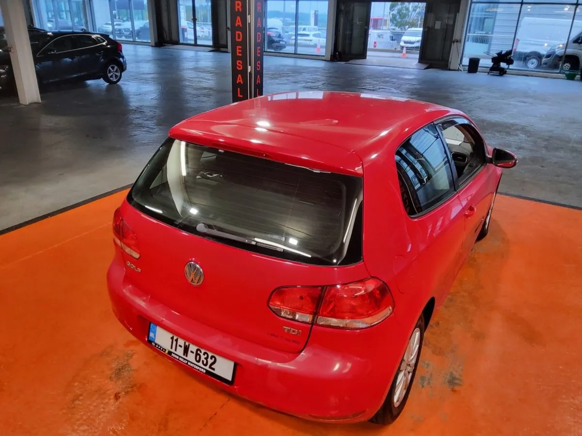 Volkswagen Golf 1.6 TDI 105BHP Comfortline - Image 3