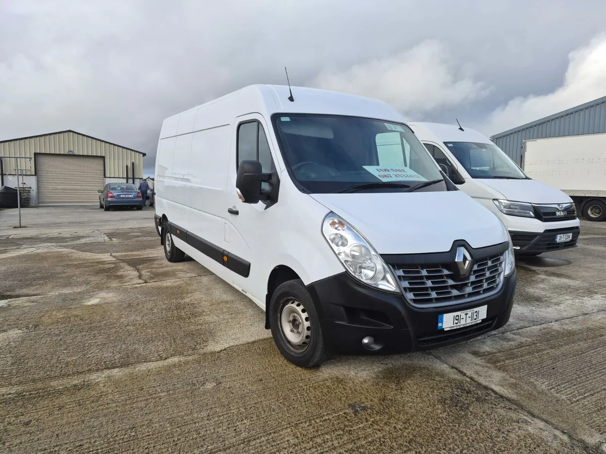 Renault Master - Image 1