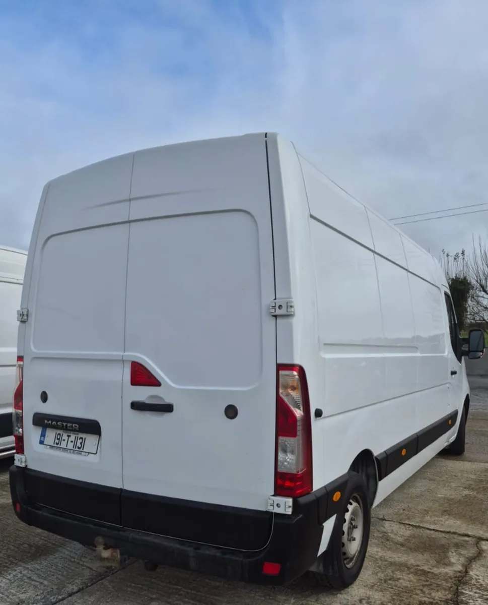 Renault Master - Image 3