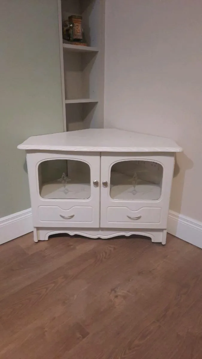 TV corner unit - Image 1