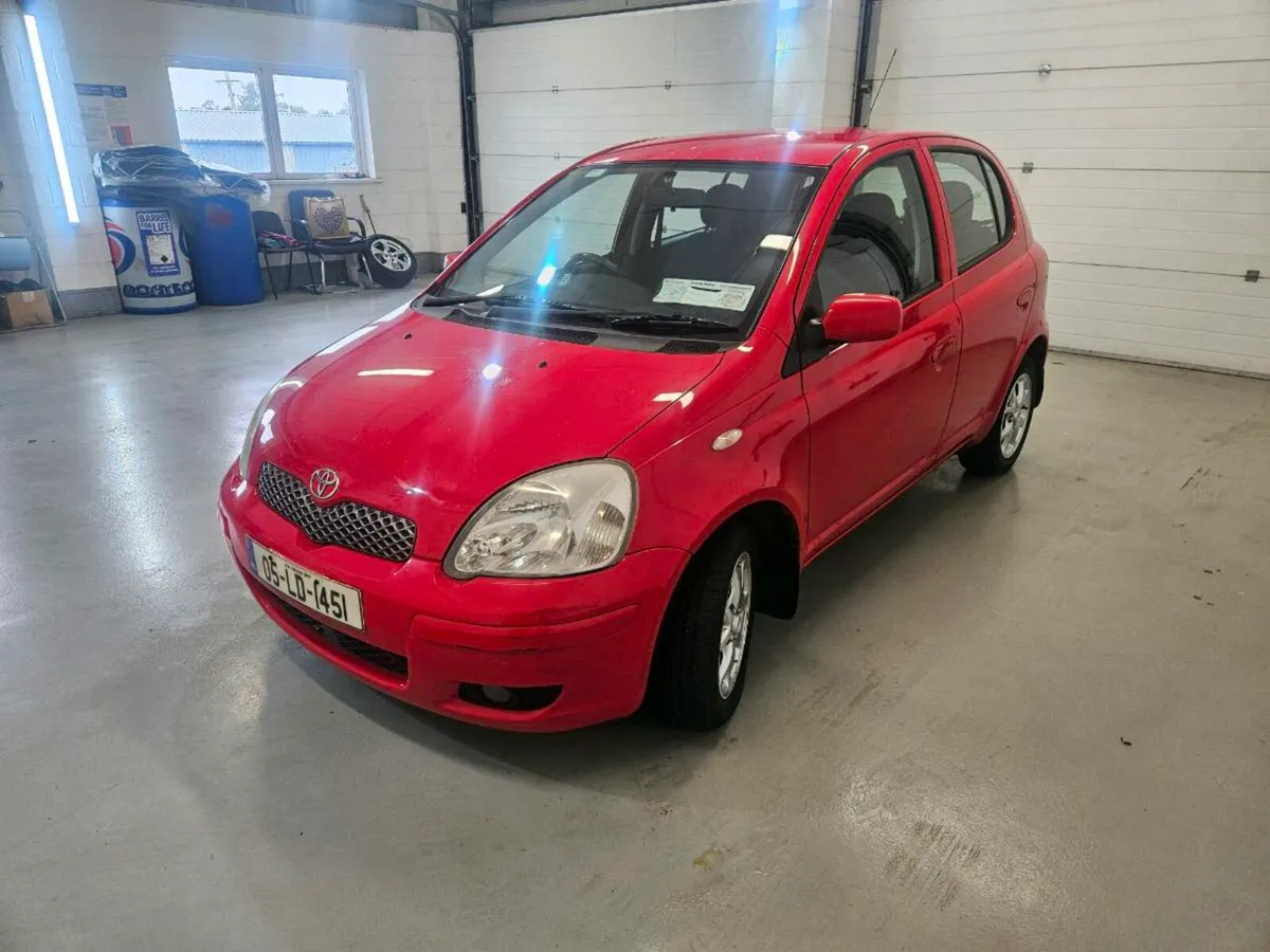 Toyota Yaris - Image 2