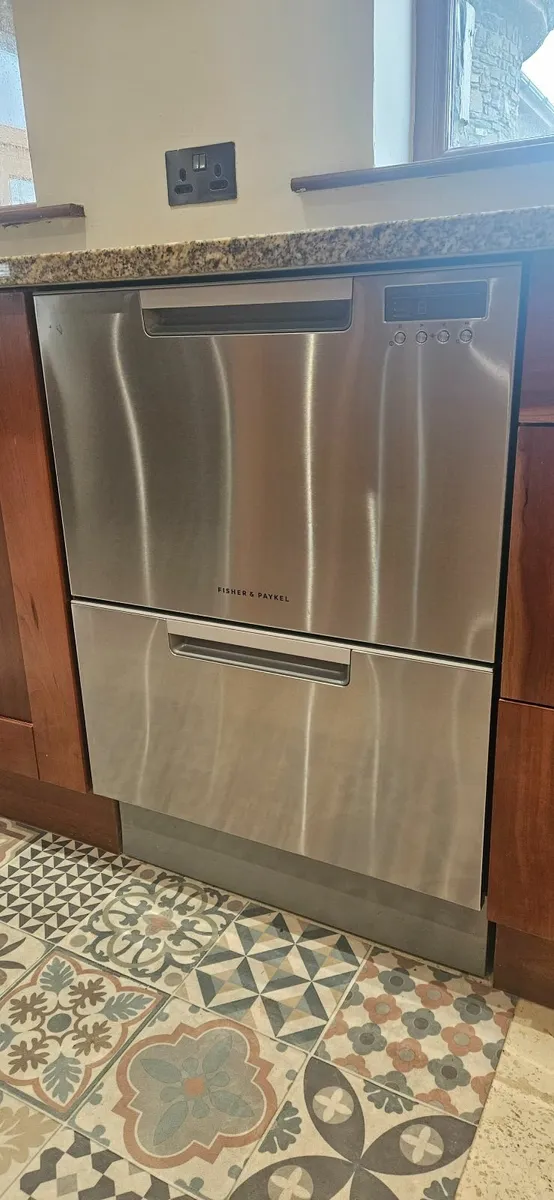 Dishwasher - Image 2