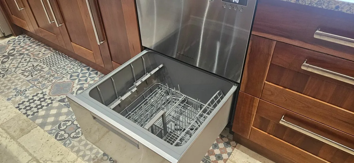 Dishwasher - Image 4