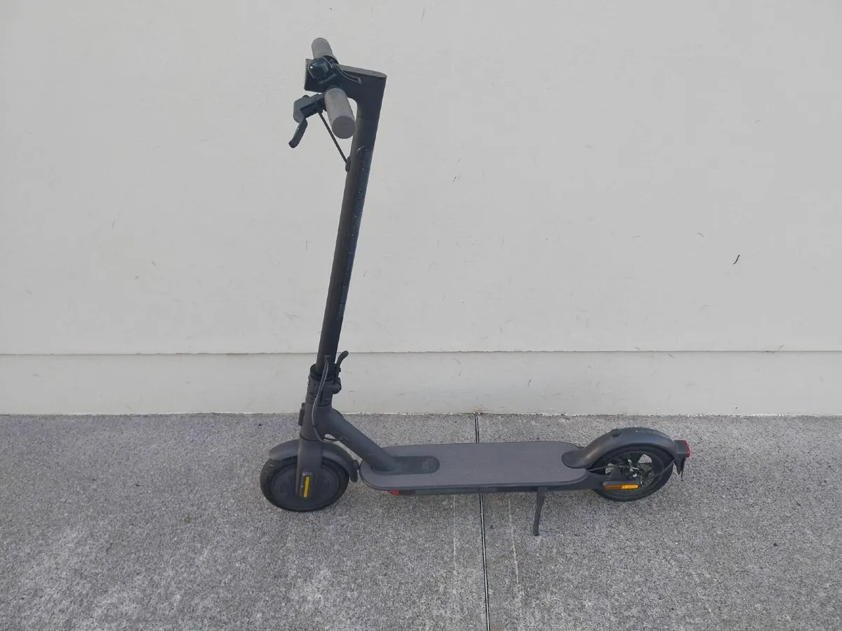 Xiaomi Electric scooter - Image 1