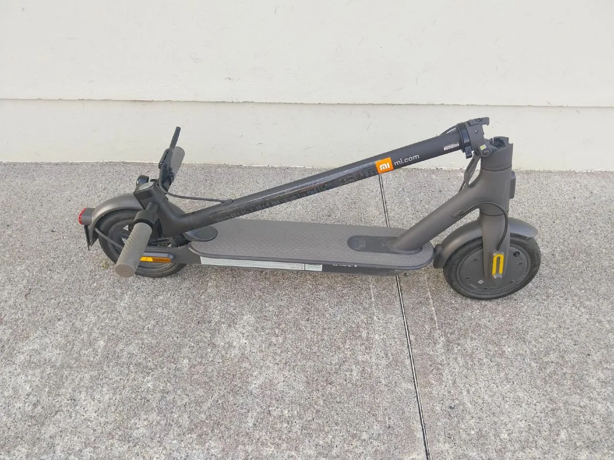 Xiaomi Electric scooter - Image 2