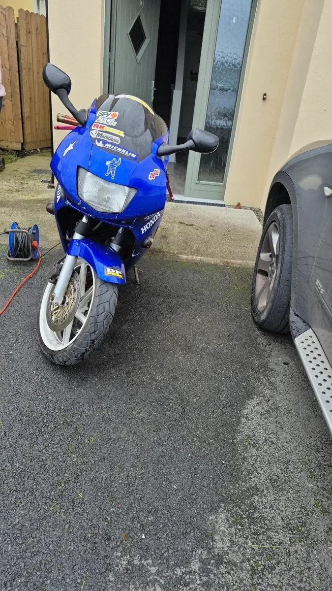 Cbr 600 f3 - Image 2