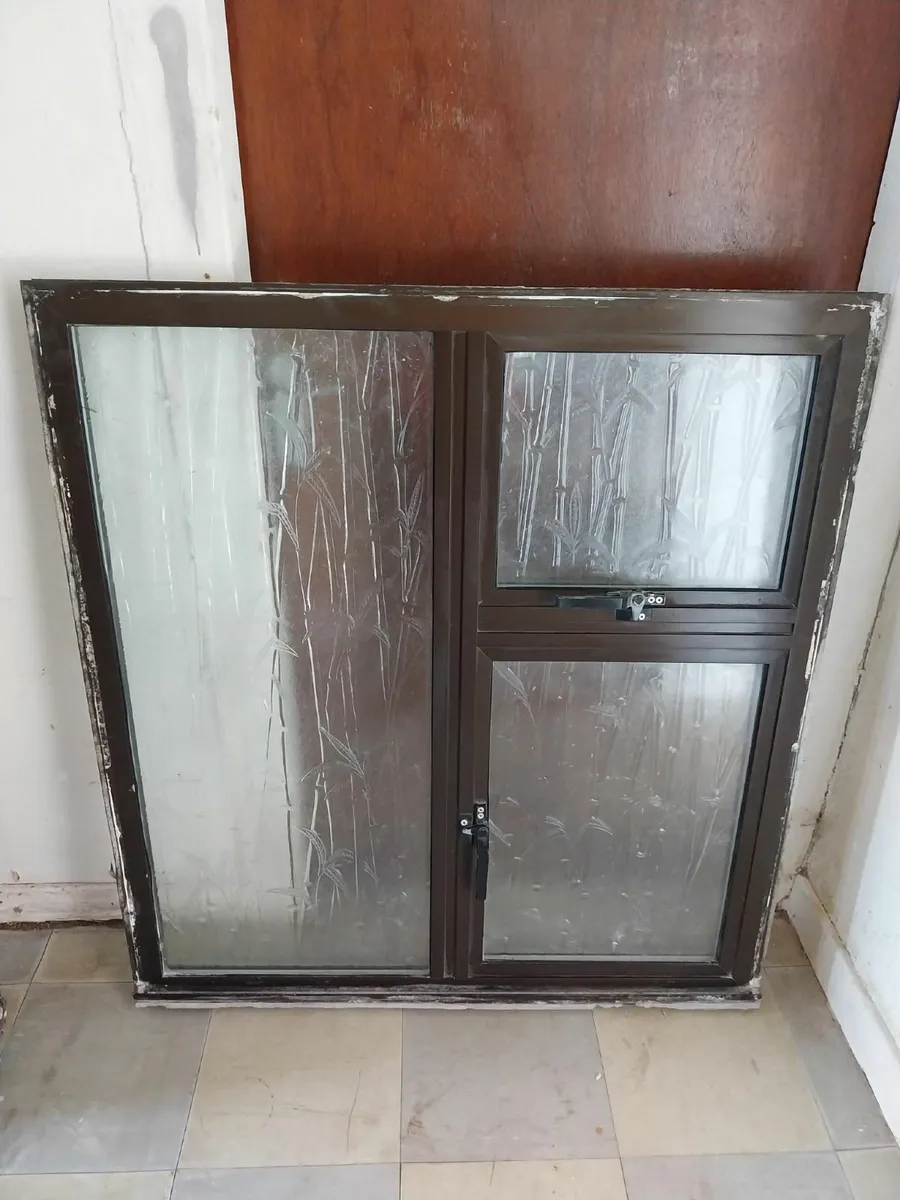 Aluminum Windows and door + door frame - Image 4