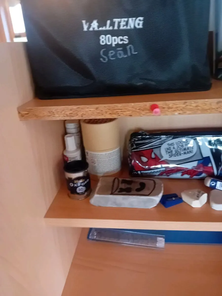 Study desk - Image 3