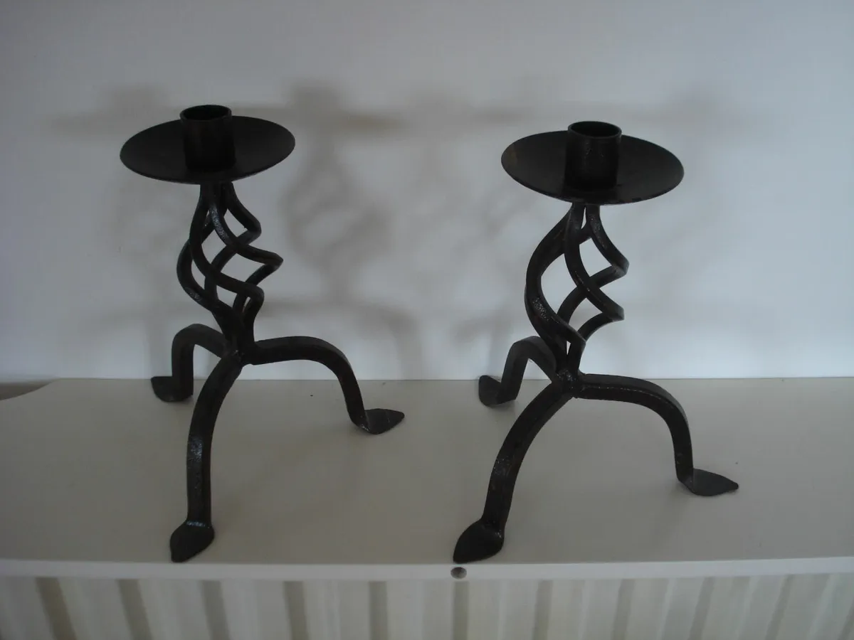 BLACK METAL CANDLE HOLDERS & CANDLE STICKS. - Image 2