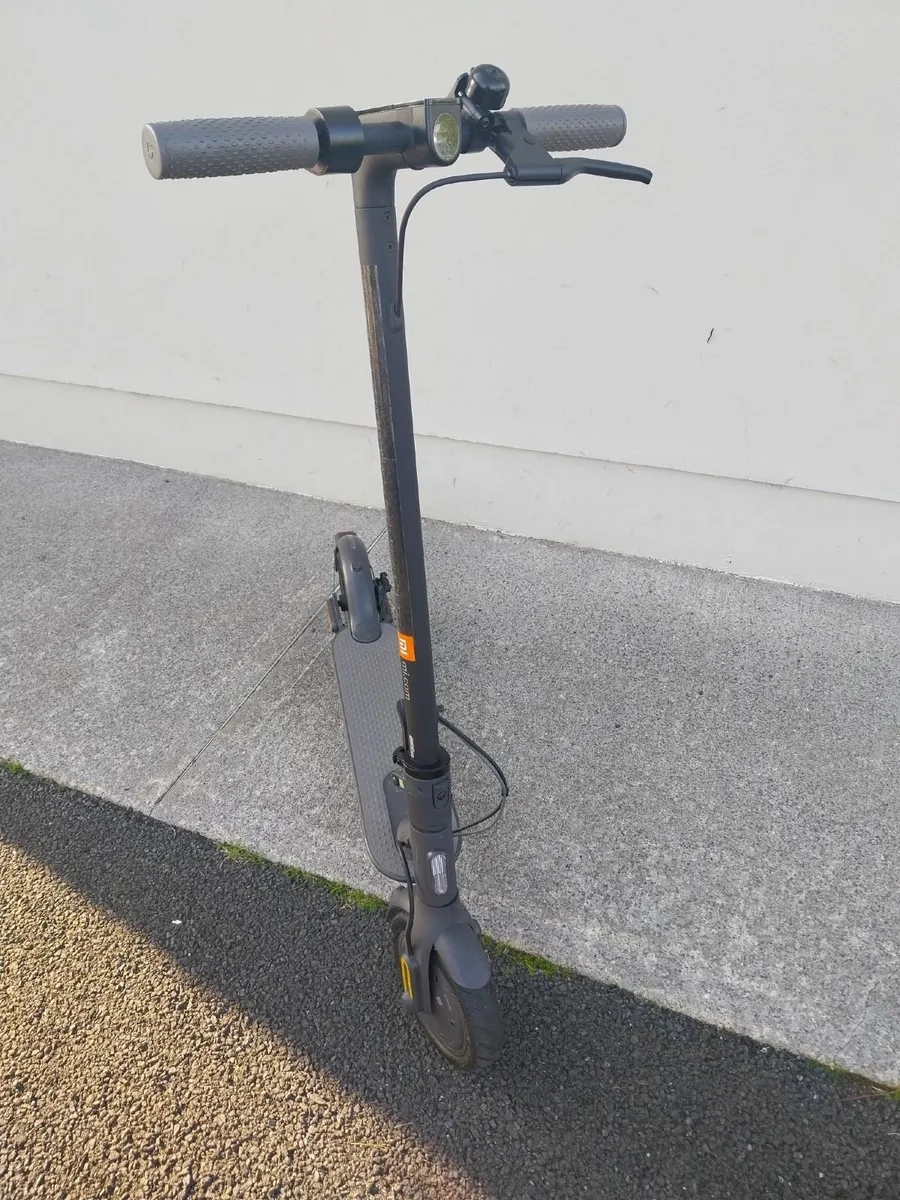 Xiaomi Electric scooter - Image 3