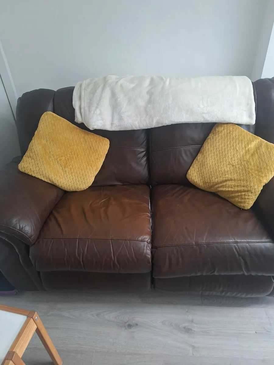 2 seater brown sofa recliner - Image 3