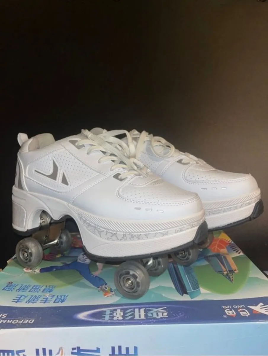 Retractable roller skate - Image 1